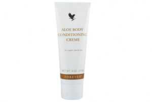 Aloe Body Conditioning Creme contine aloe vera
